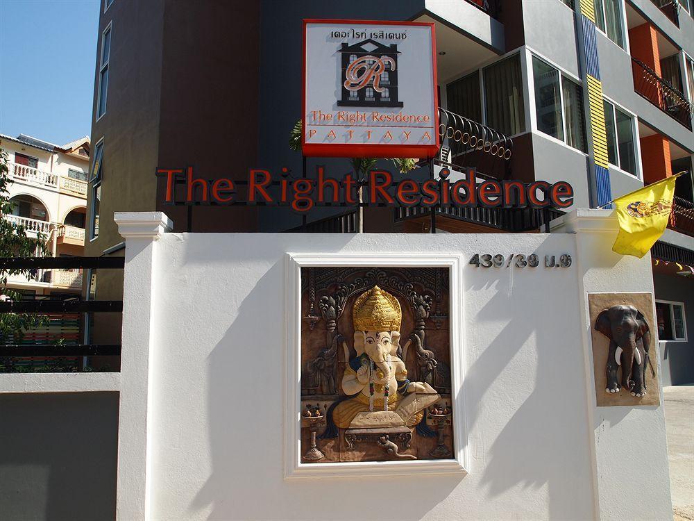 The Right Resort Pattaya Extérieur photo