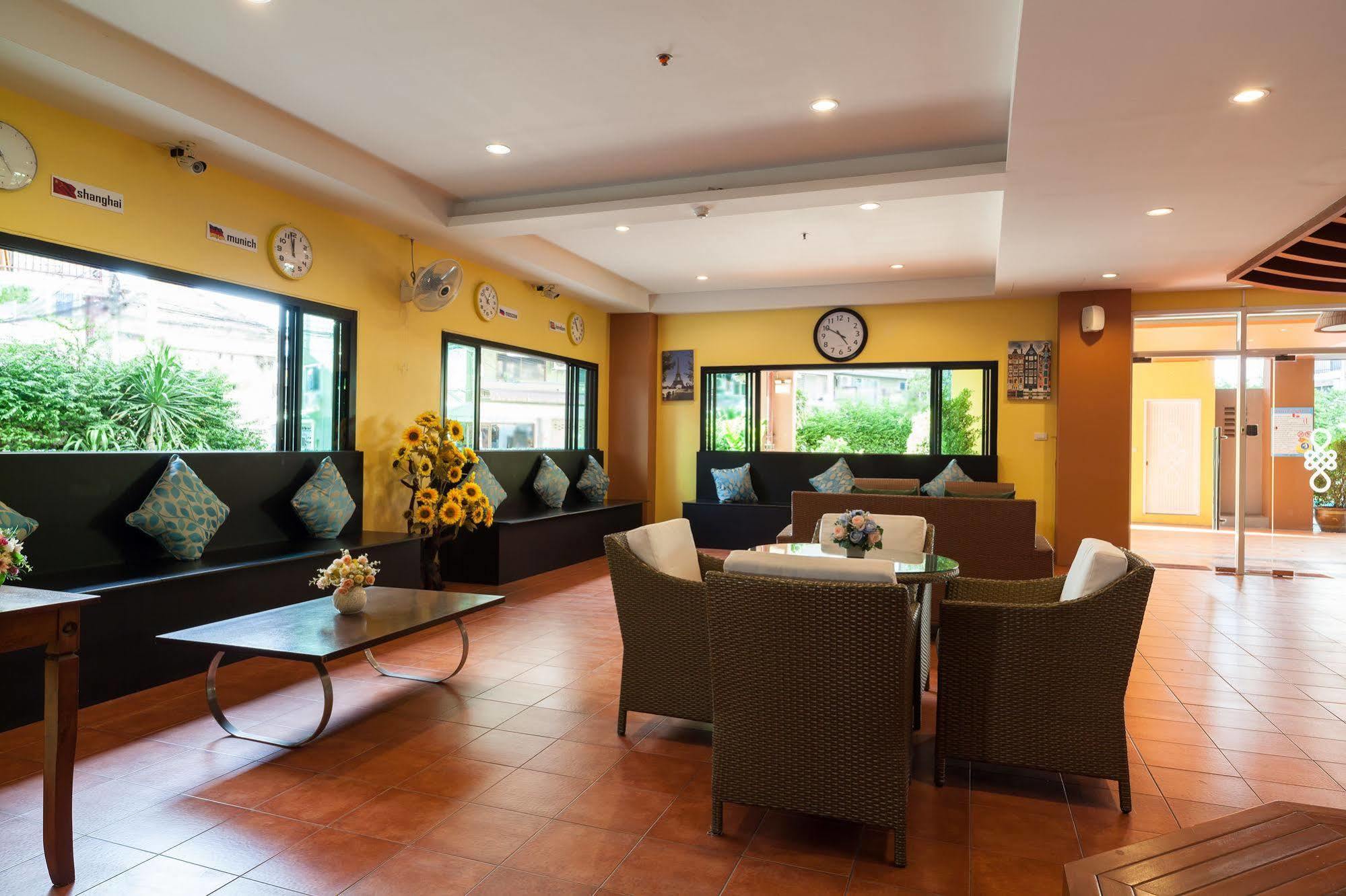 The Right Resort Pattaya Extérieur photo